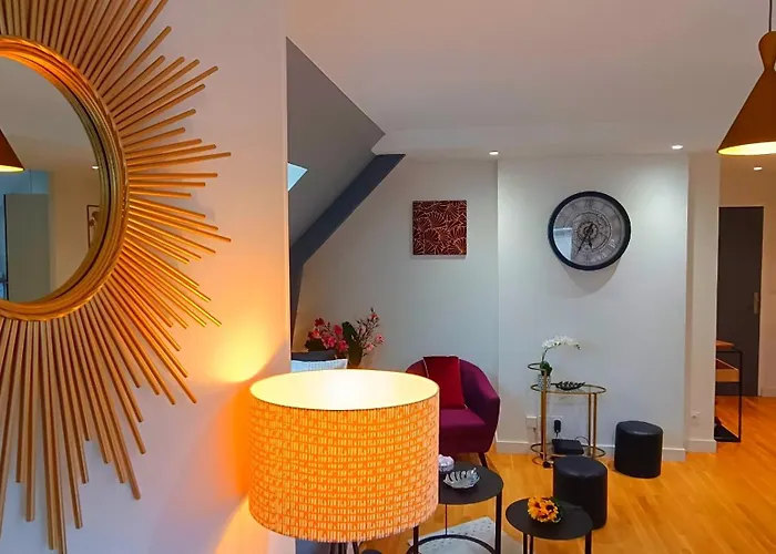 Apartamento Vivez A Pied - A 2 Pas Du Chateau, Des Musees, Du Marche, Des Restaurants Et Au Pied Du Port De Plaisance *