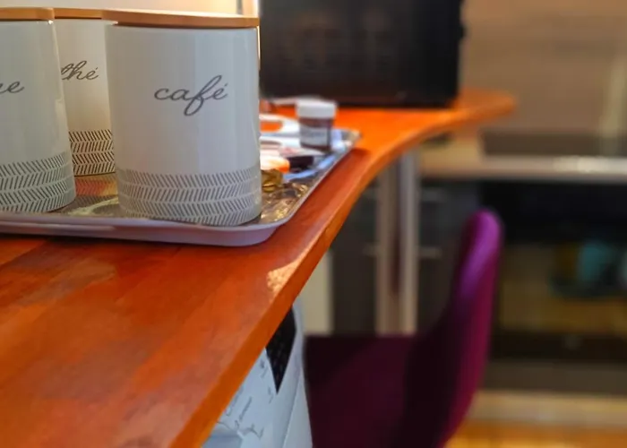 Vivez A Pied - A 2 Pas Du Chateau, Des Musees, Du Marche, Des Restaurants Et Au Pied Du Port De Plaisance